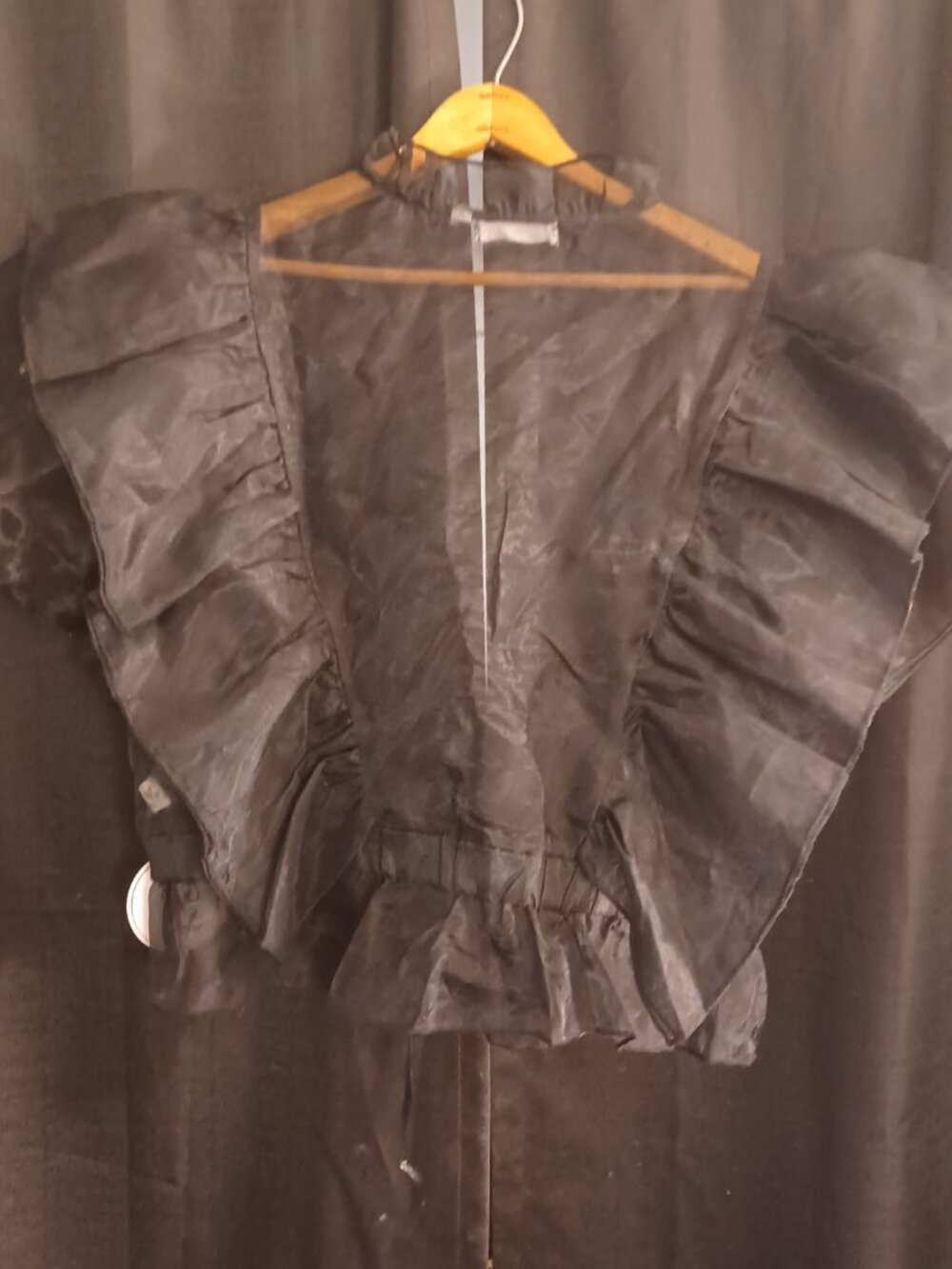 JOY AND ASH Women's Black Top Ruffle Sleeves Size 3x NWT